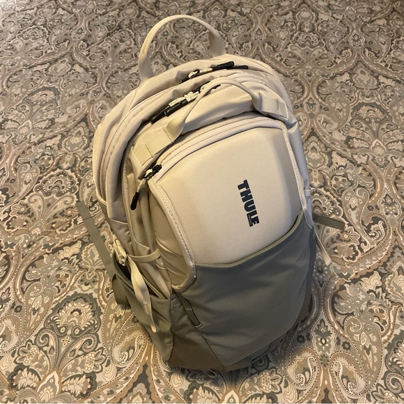 New Thule EnRoute 23L Pelican Grey Backpack - Picture 6 of 16